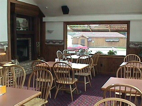 Mcgovern'S Motel And Suites Sun Prairie Zewnętrze zdjęcie